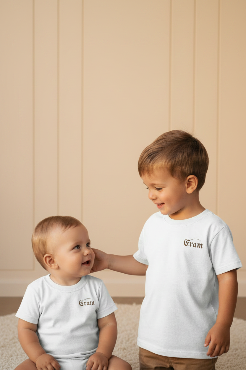 Kids Eram T-shirt warm beige background